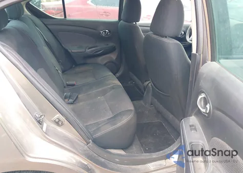 2015 Nissan Versa 1.6 Sv z USA, uszkodzony, nr VIN 3N1CN7AP7FL832744